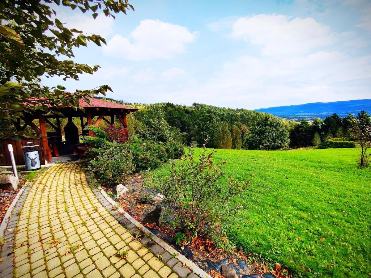 Zajazd ,,Pod Jeleniem" Okrajnik Exterior photo
